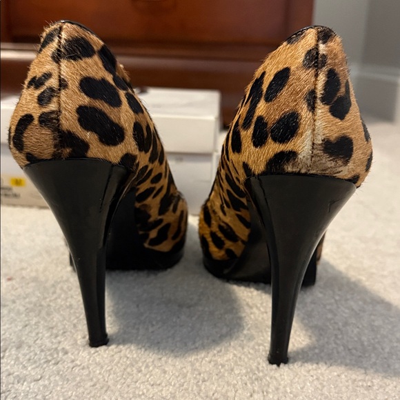 Nine West 10 leopard 🐆 print platform heels 👠 - Picture 5 of 7
